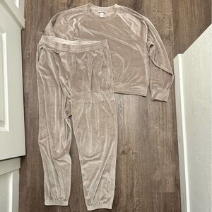 Victoria's Secret Velvet Lounge Set in Tan